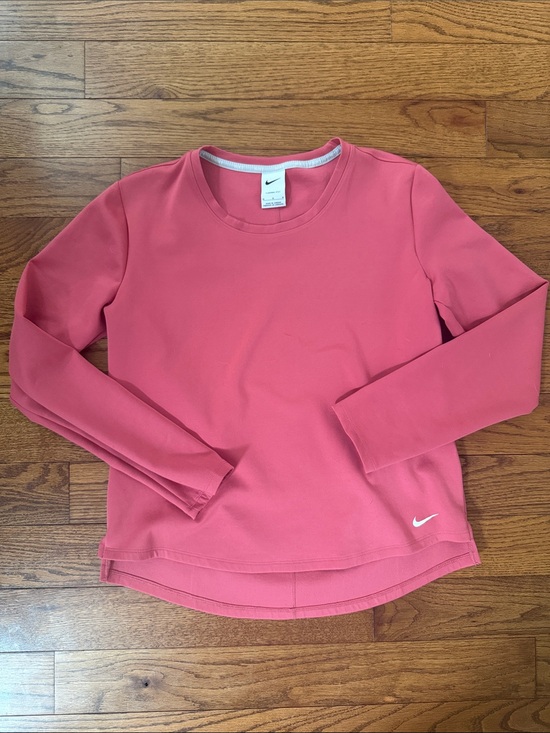 Nike Sweaters - Nike Women's Coral Pink Crewneck Pullover